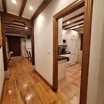 Apartment Palacion De Santillana *