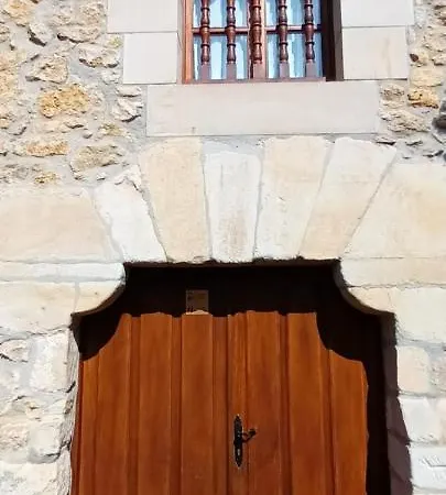 Palacion De Santillana Apartment *