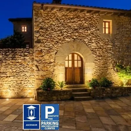 Palacion De Santillana Apartment