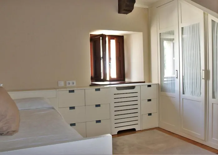 Apartment Palacion De Santillana *