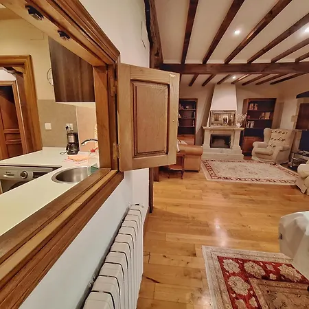 Palacion De Santillana *