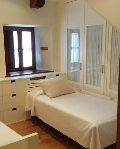 Palacion De Santillana *